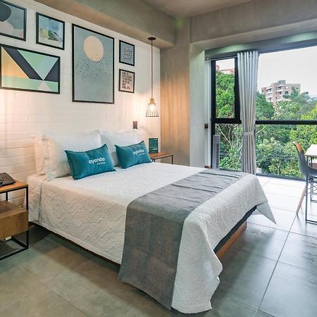 Loft 32 Medellin Living Aparthotel Ngoại thất bức ảnh