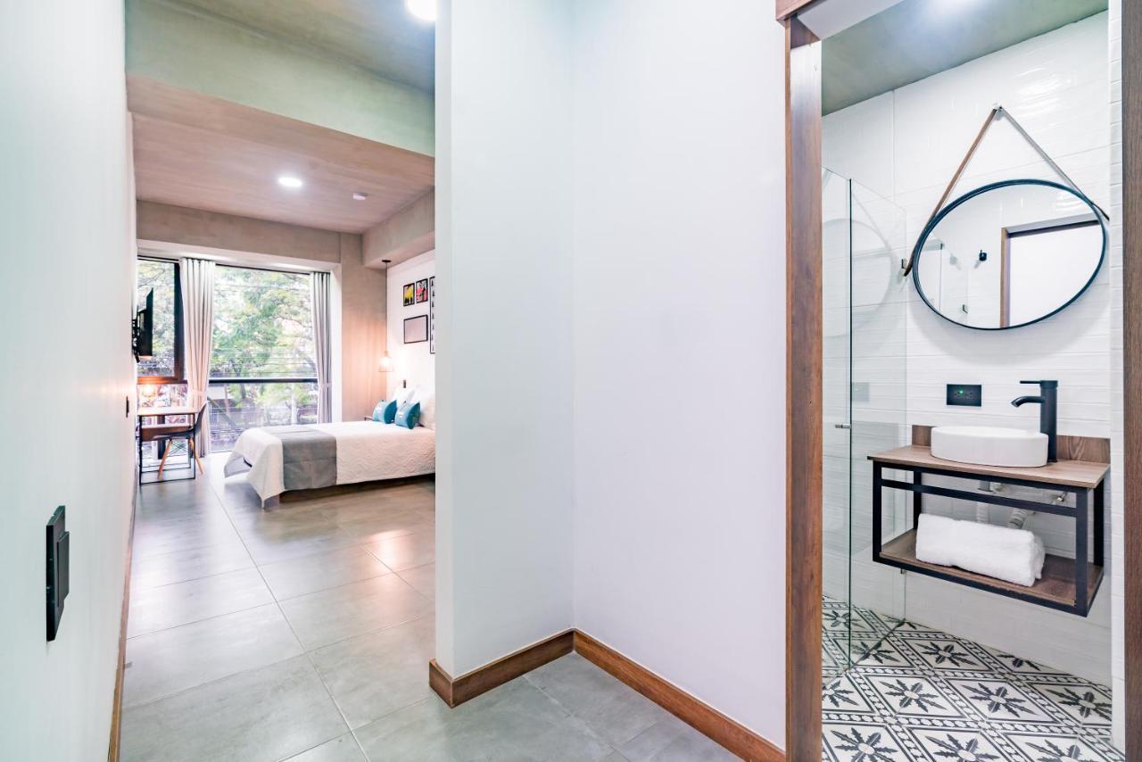 Loft 32 Medellin Living Aparthotel Ngoại thất bức ảnh