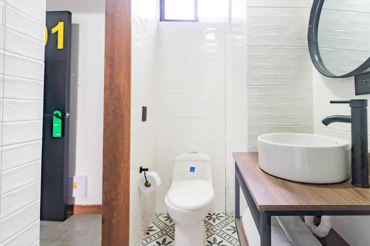 Loft 32 Medellin Living Aparthotel Ngoại thất bức ảnh