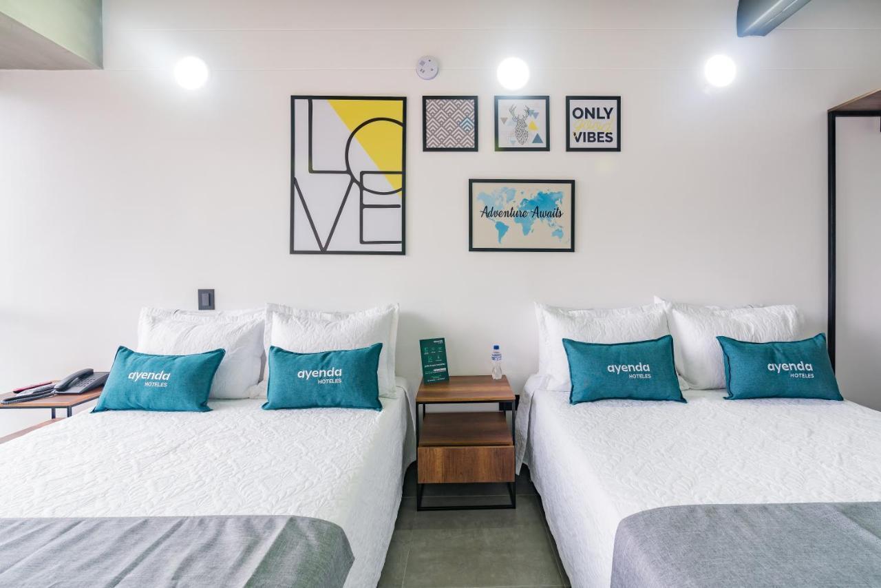 Loft 32 Medellin Living Aparthotel Ngoại thất bức ảnh